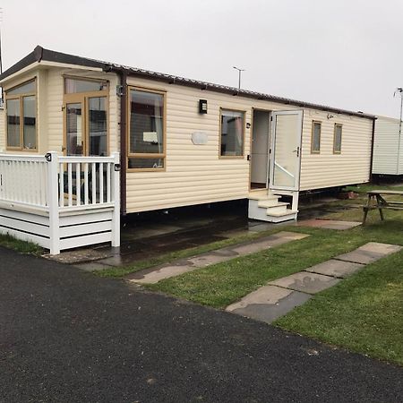 Two X 8 Berth Static Caravan On Lyons Robin Hood Rhyl North Wales Meliden 외부 사진