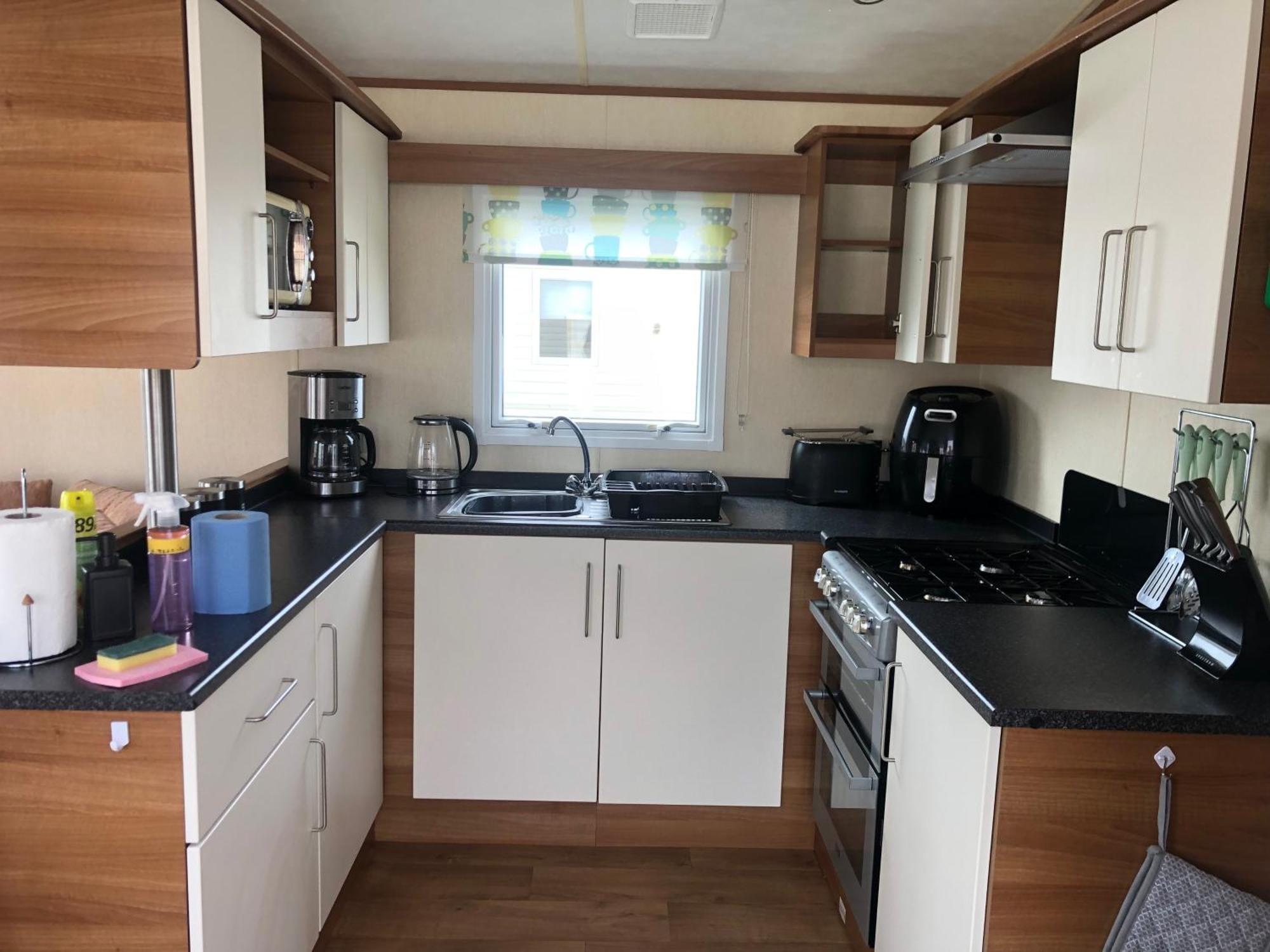 Two X 8 Berth Static Caravan On Lyons Robin Hood Rhyl North Wales Meliden 외부 사진