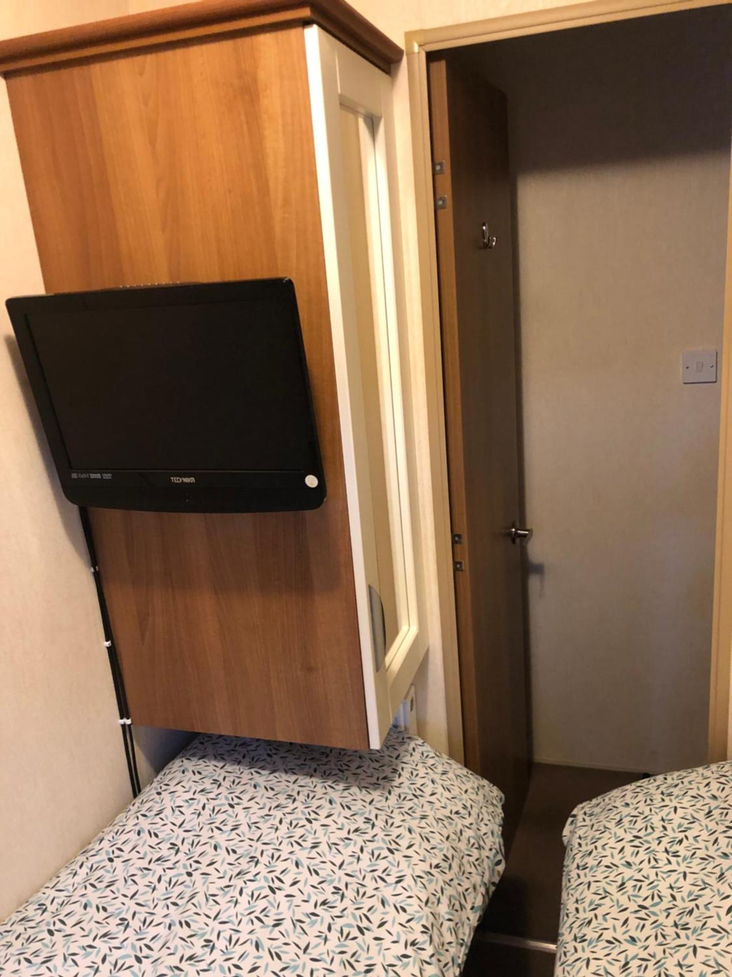 Two X 8 Berth Static Caravan On Lyons Robin Hood Rhyl North Wales Meliden 외부 사진